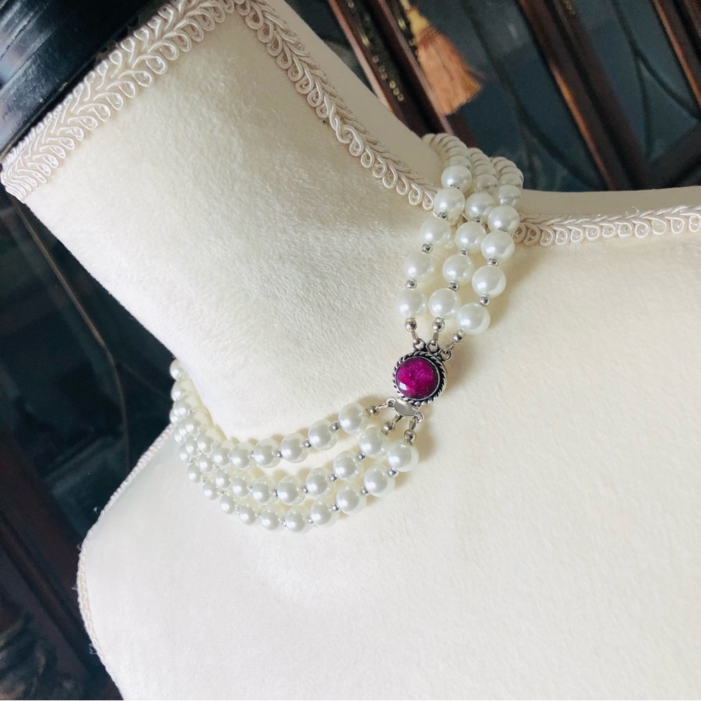 Handcrafted triple strand white Pearl genuine ruby clasp necklace